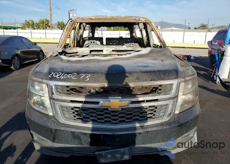 2016 Chevrolet Suburban C1500 Ls z USA, uszkodzony, nr VIN 1GNSCGKC7GR450502